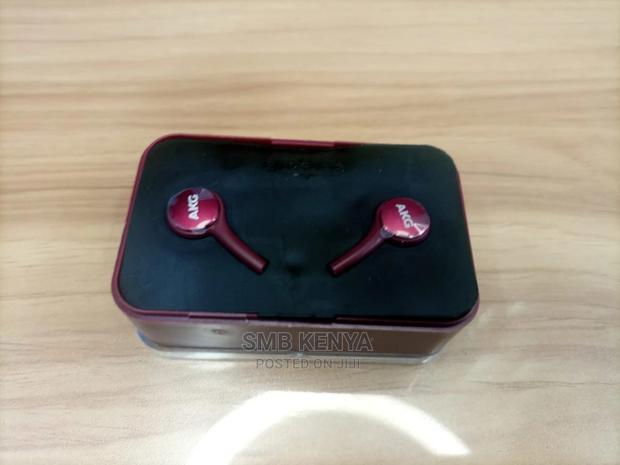 AKG in-Ear Earphones - thumbnail 2