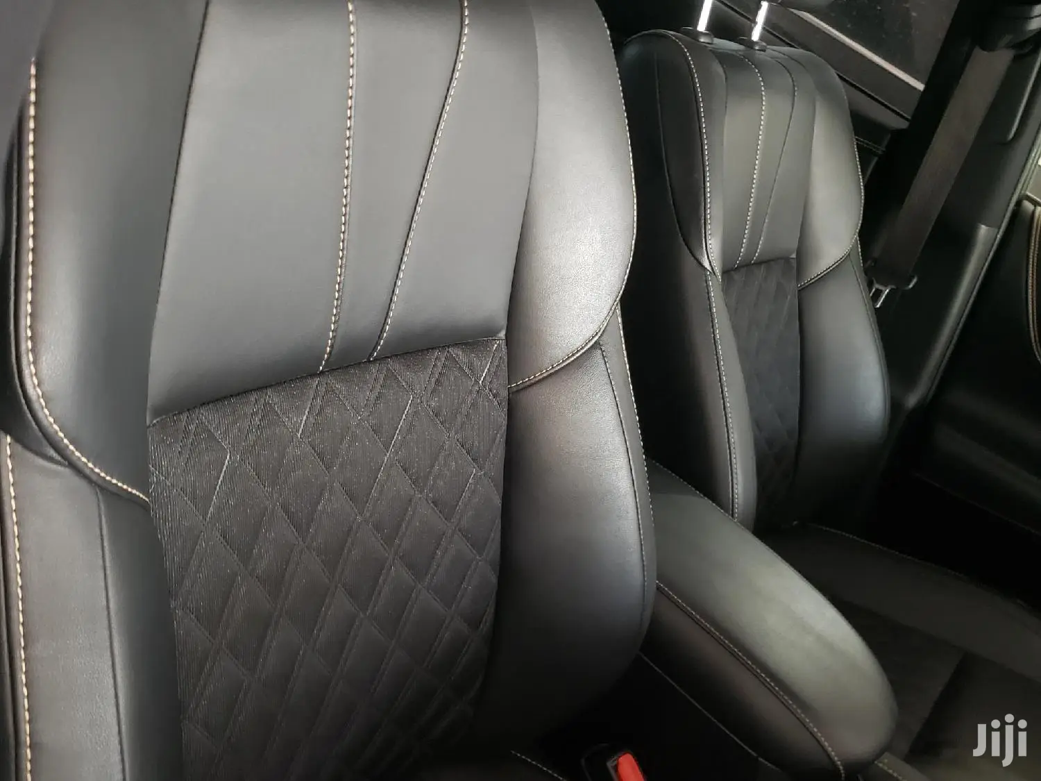 Toyota Harrier 2014 White