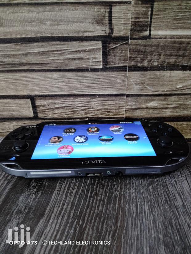 Ps Vita With 10 Games - main view