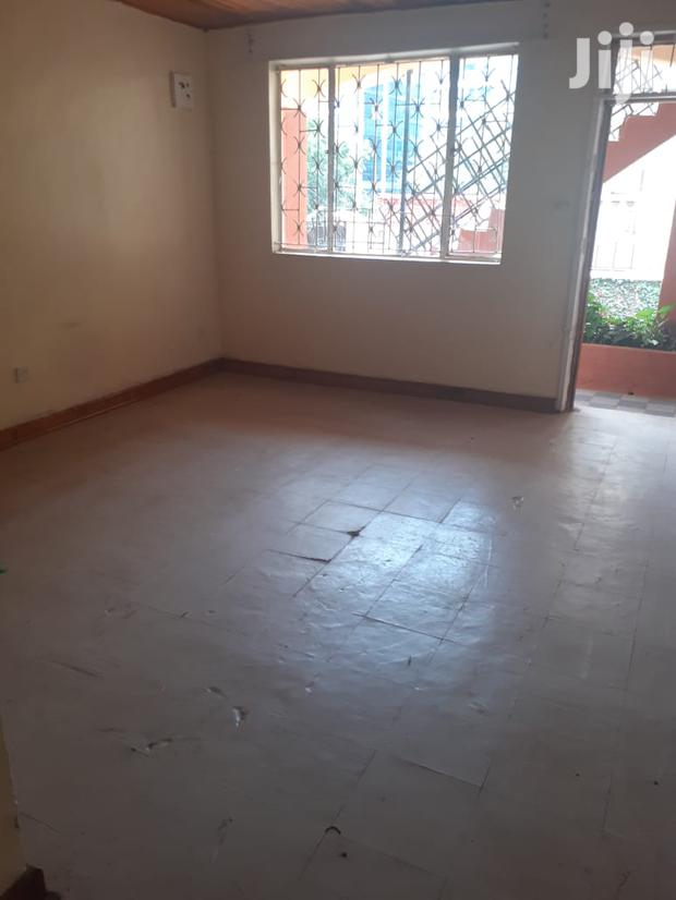 2 Bedroom Flat in Parklands for Rent - main view