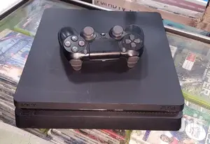 Ps4 Slim With One Console