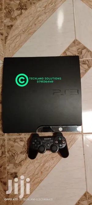 Black Ps3 , Comes With 10 Games