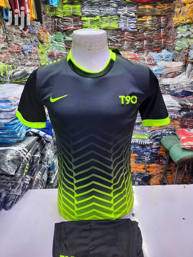 Sports Uniforms / Soccer Uniforms - thumbnail 4