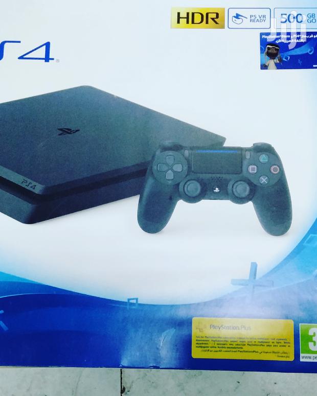 Black 500gb Slim Ps4 - main view