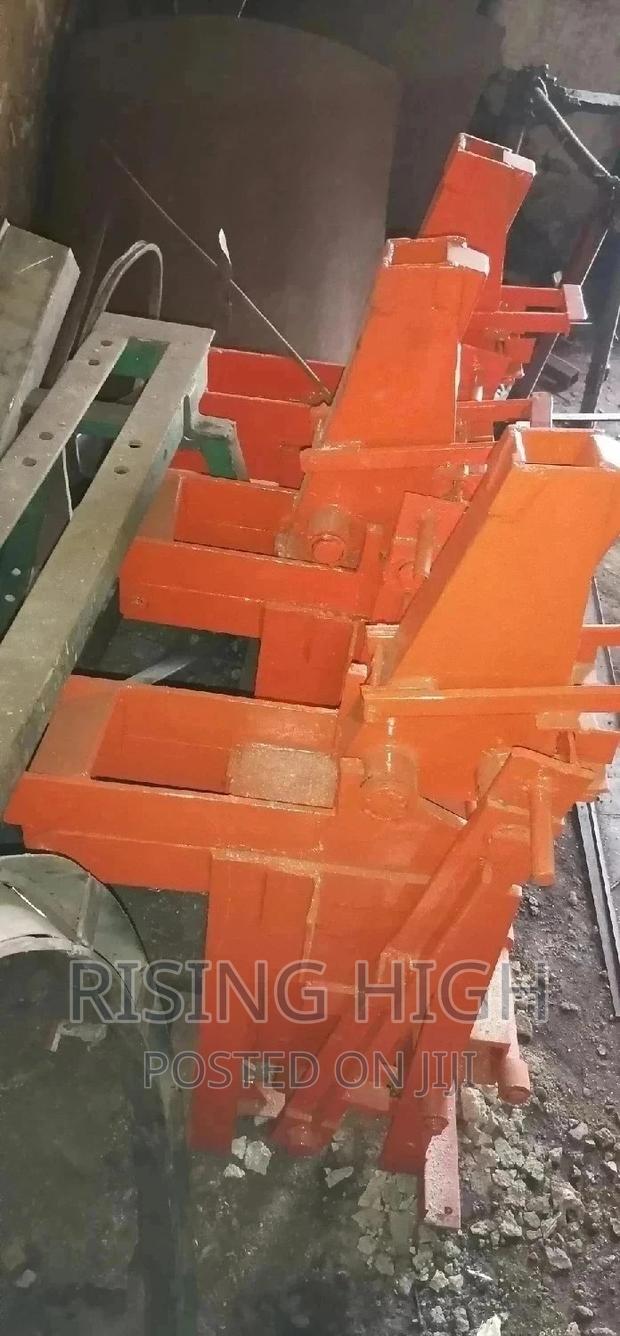 Interlocking Machines - main view