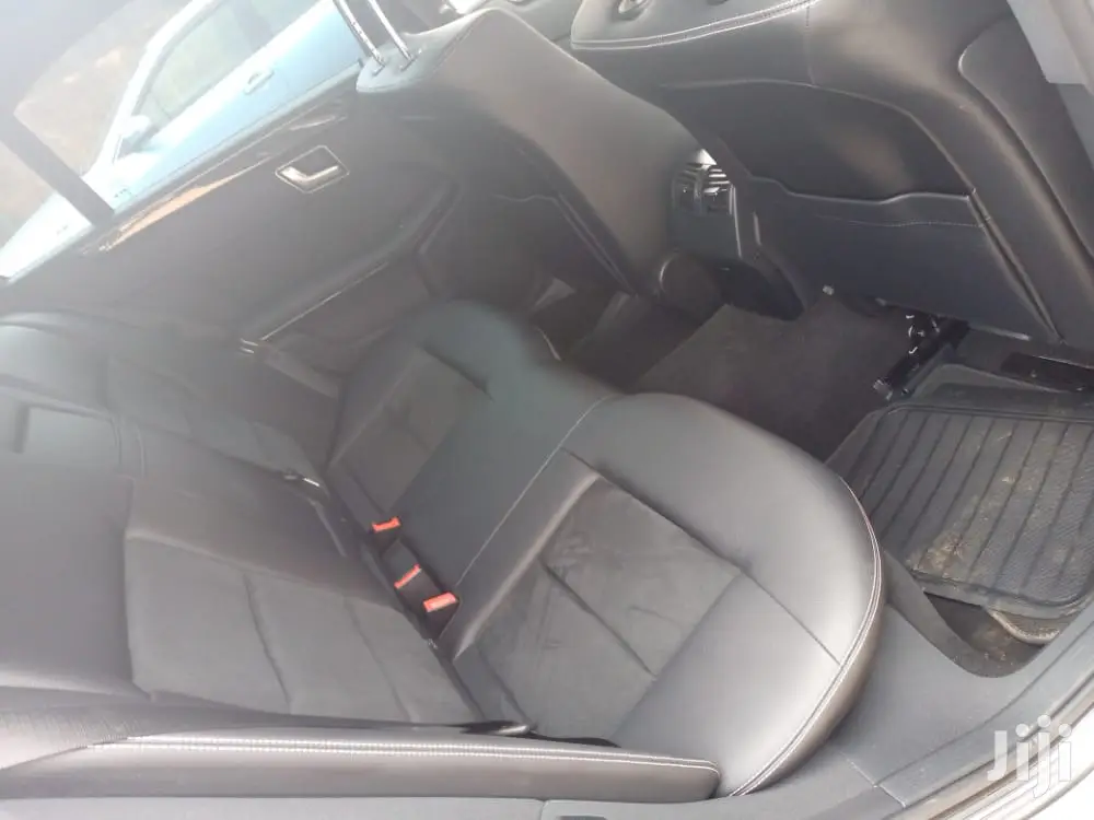 Mercedes-Benz E250 2012 Silver
