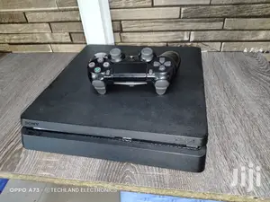 Slim Ps 4 Console