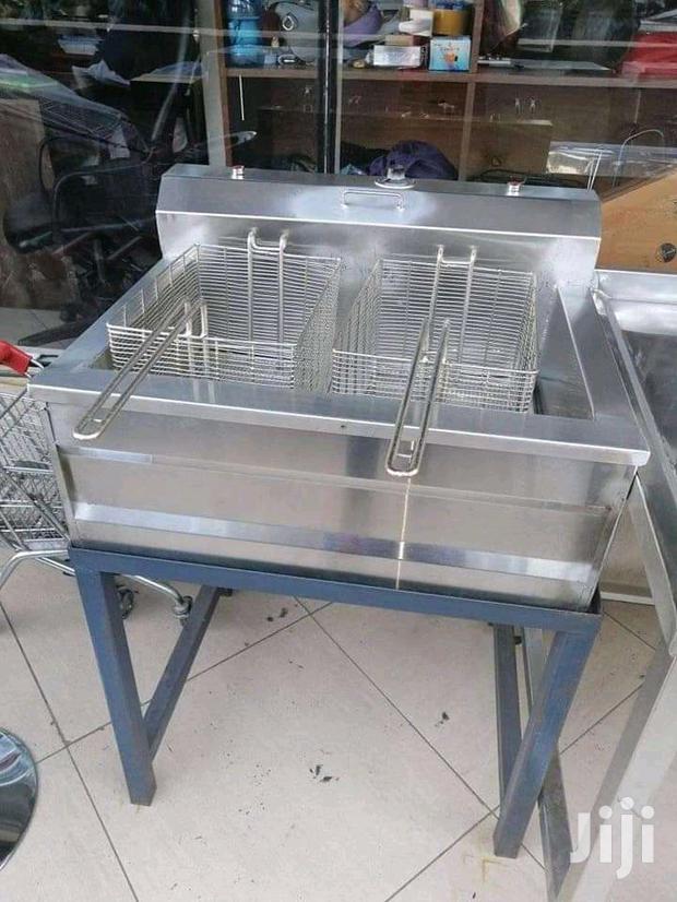 Chip's Fryer/Deep Fryer Pure Stainless With Metallic Stand