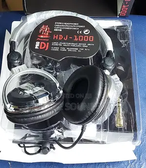 Pioneer Headphone