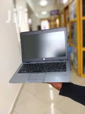 Laptop HP 2GB AMD A8 HDD 500GB