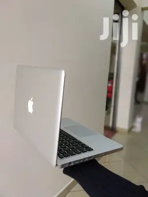 New Laptop Apple MacBook 4GB Intel Core I5 HDD 500GB