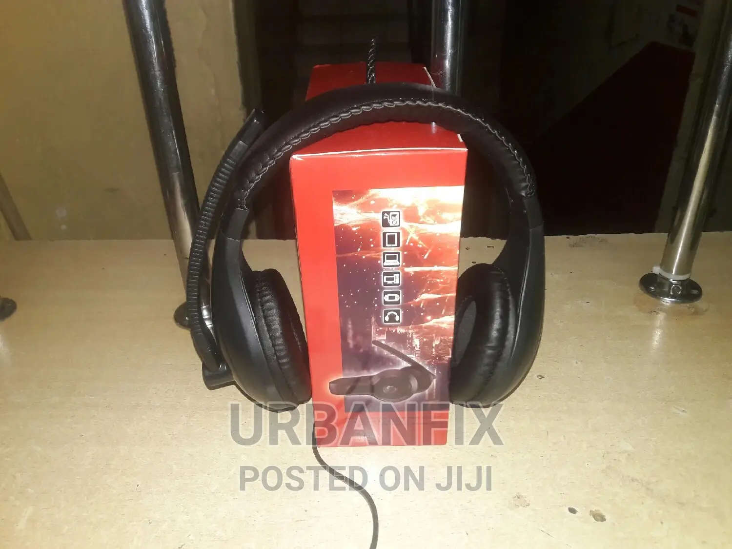 Powerful Retractable Gaming Headphones With 3.5mm Jack