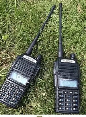 Baofeng WALKIE Talkie-10km UV 82 Radios