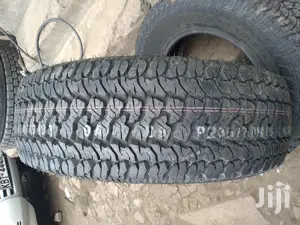 Original Kumho Tires From Korea Sizes 235/70r16 A/T.