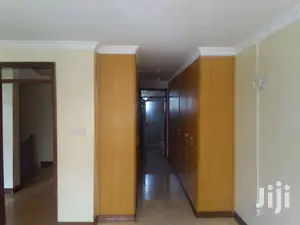 Amazing 4bedroomed Maisonette Dsq to Let