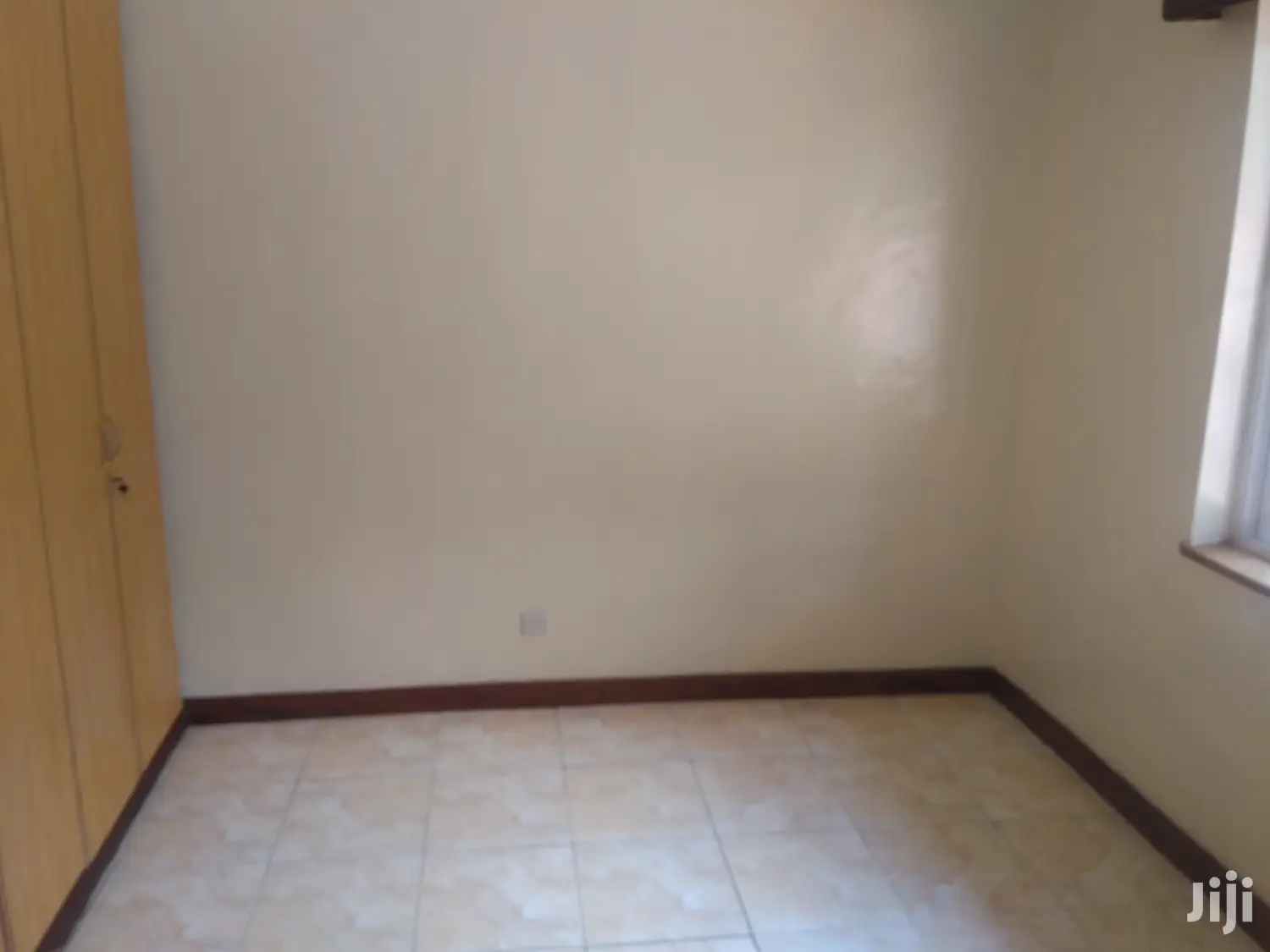 Amazing 4bedroomed Maisonette Dsq to Let