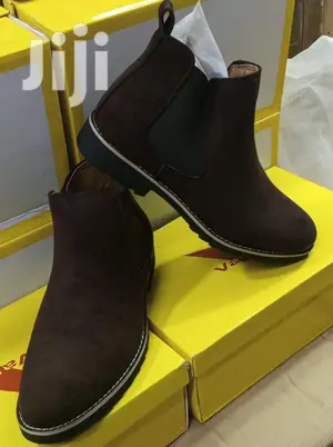 Leather Chess Boots