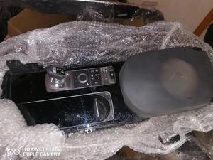 L405 L494 Center Console - main view