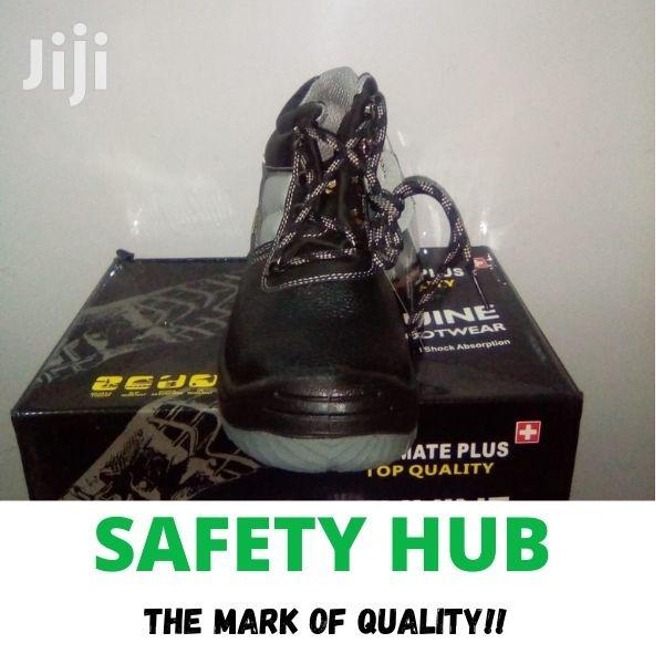 Ultimate Plus Work Boots - thumbnail 3