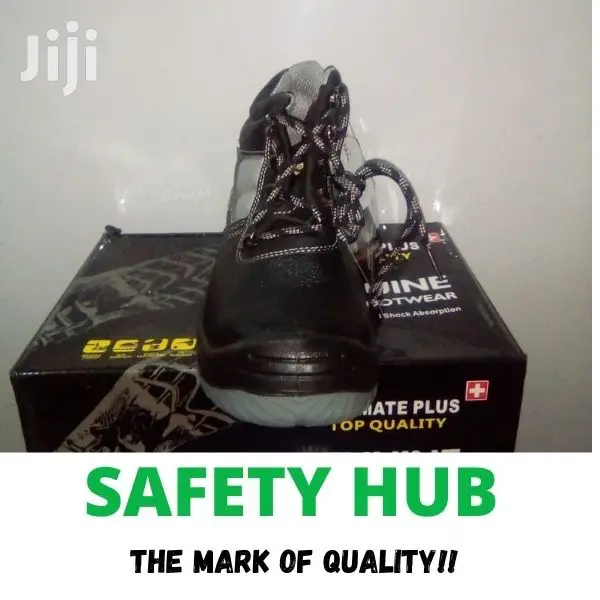 Ultimate Plus Work Boots