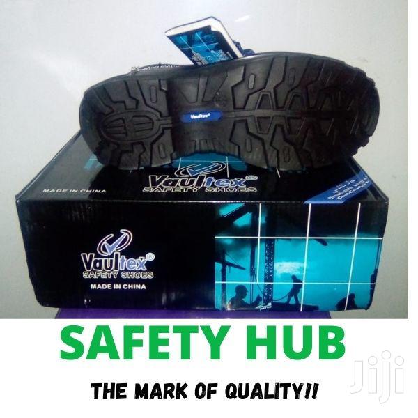 Vaultex Industrial Boots - thumbnail 2