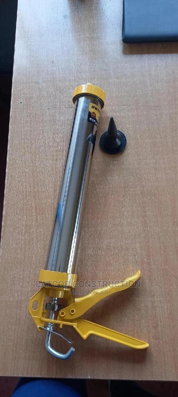 Structural Silicone Gun