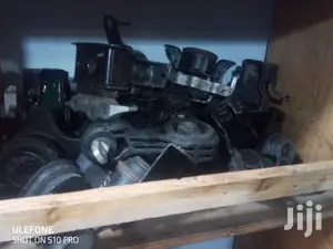 Engineand Gear Box Mountain