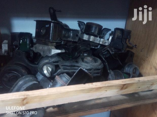 Engineand Gear Box Mountain - thumbnail 3