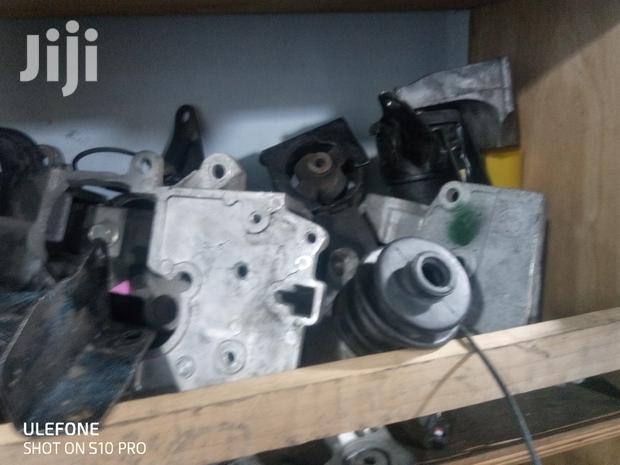 Engineand Gear Box Mountain - thumbnail 5