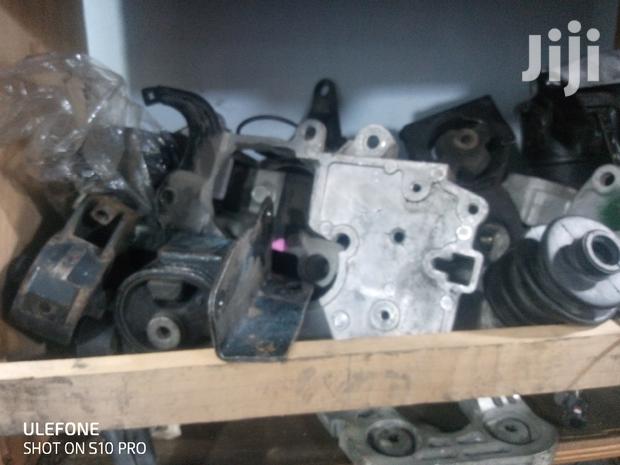 Engineand Gear Box Mountain - thumbnail 6