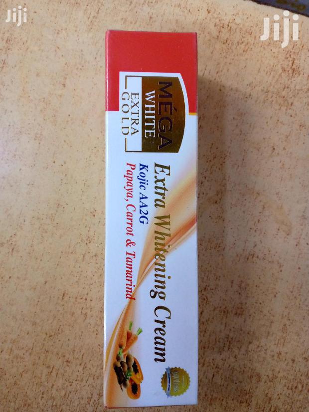 Mega White Gold Extra Whitening Cream - thumbnail 3