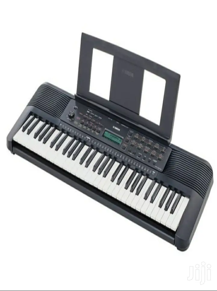 Yamaha Electric Keyboard Psr E273