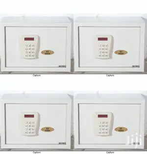 Digital Safe With Emergency Key Lock