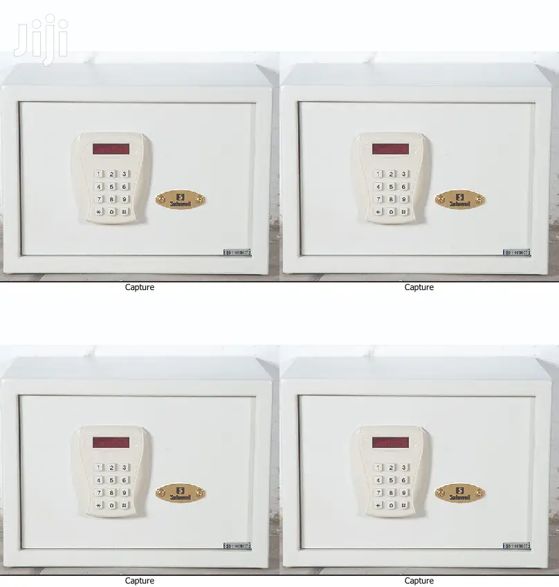 Digital Safe With Emergency Key Lock