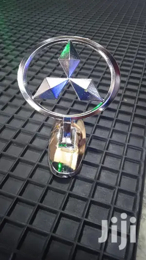 New Mitsubishi Bonnet Logo