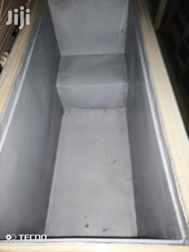 550L Single Door Freezer - thumbnail 3