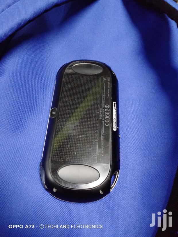 Playstation Vita With 10games - thumbnail 4