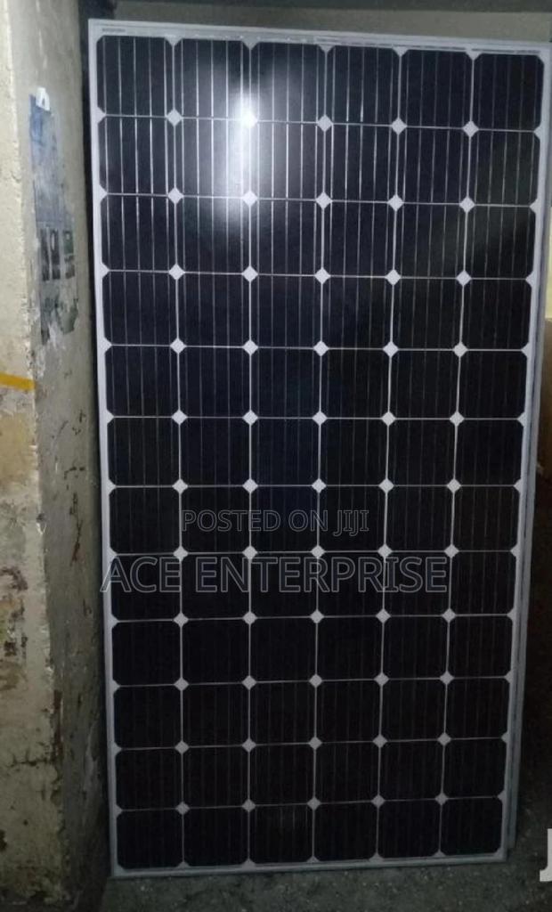 300 Watts Solar Panel. - main view