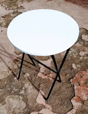 Round Foldable Table