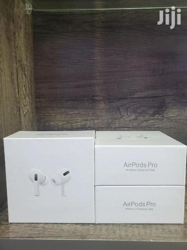 Apple Airpods Pro - main view