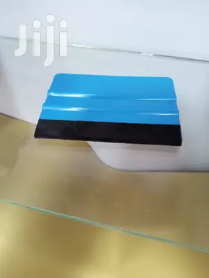 Squeezers For Pasting