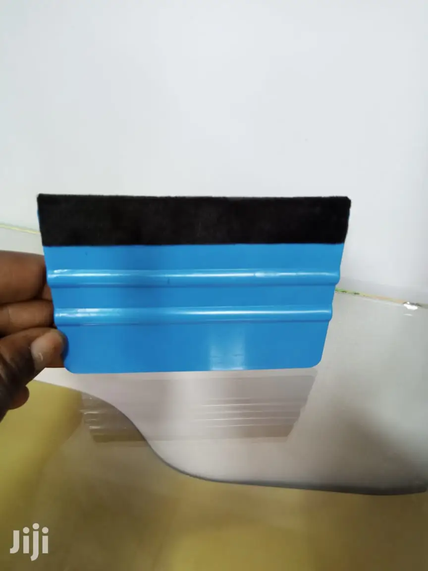 Squeezers For Pasting