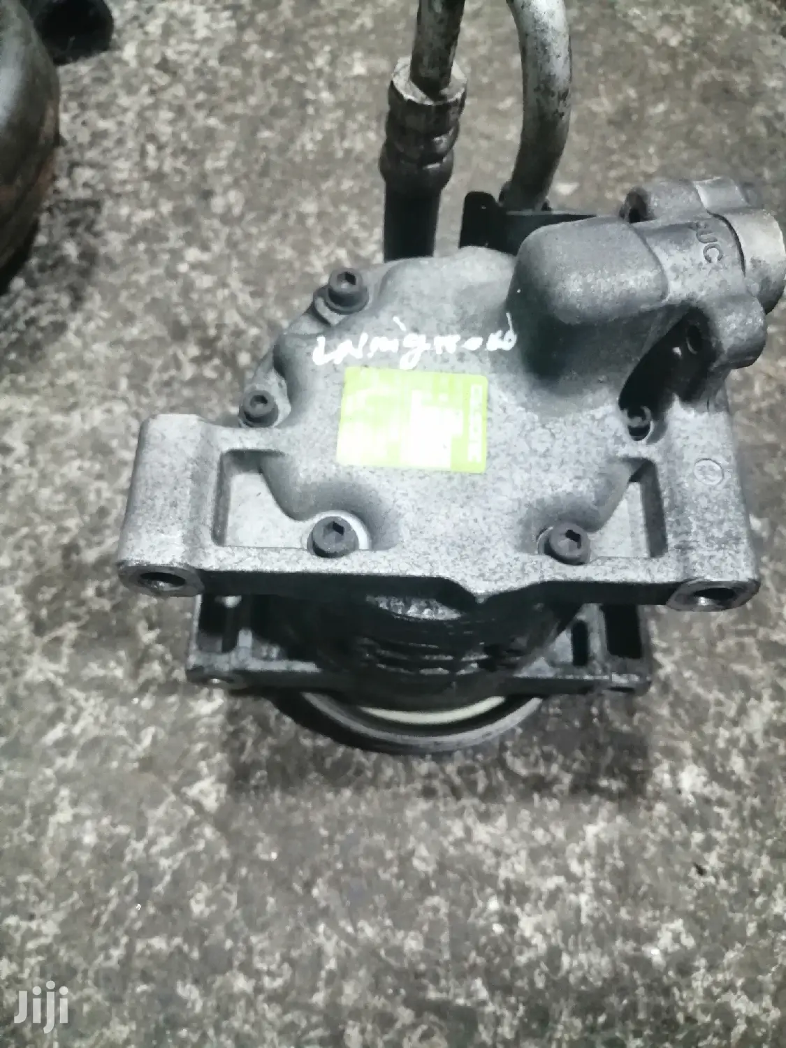 Nissan Wingroad AC Compressor.