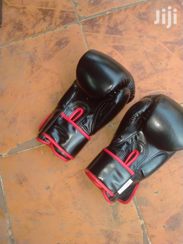 Punching Gloves - thumbnail 2