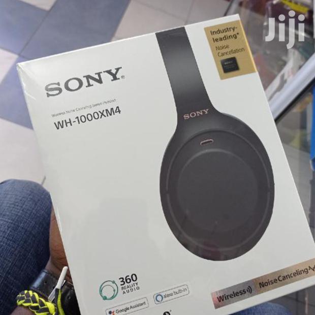 Sony 1000xm4 Noise Cancelling Headphones - main view