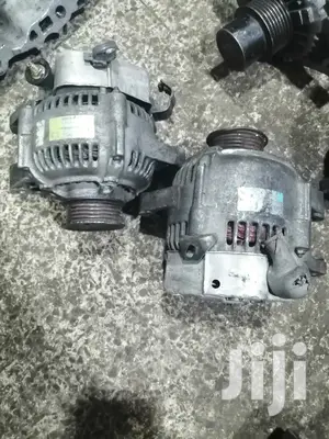 Toyota 5a Alternator for Carina, Ae100, Ae110, Premio Old.