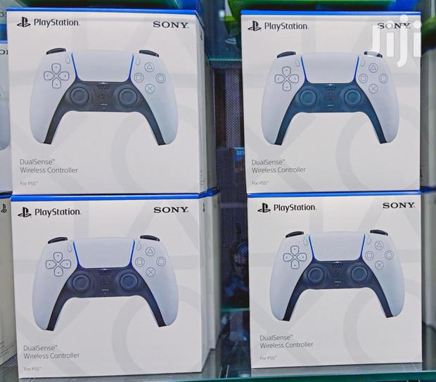 Ps5 Dual Sense Controller - main view