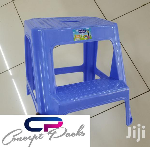 OFFER! 1pc Kenpoly Step Stool - main view