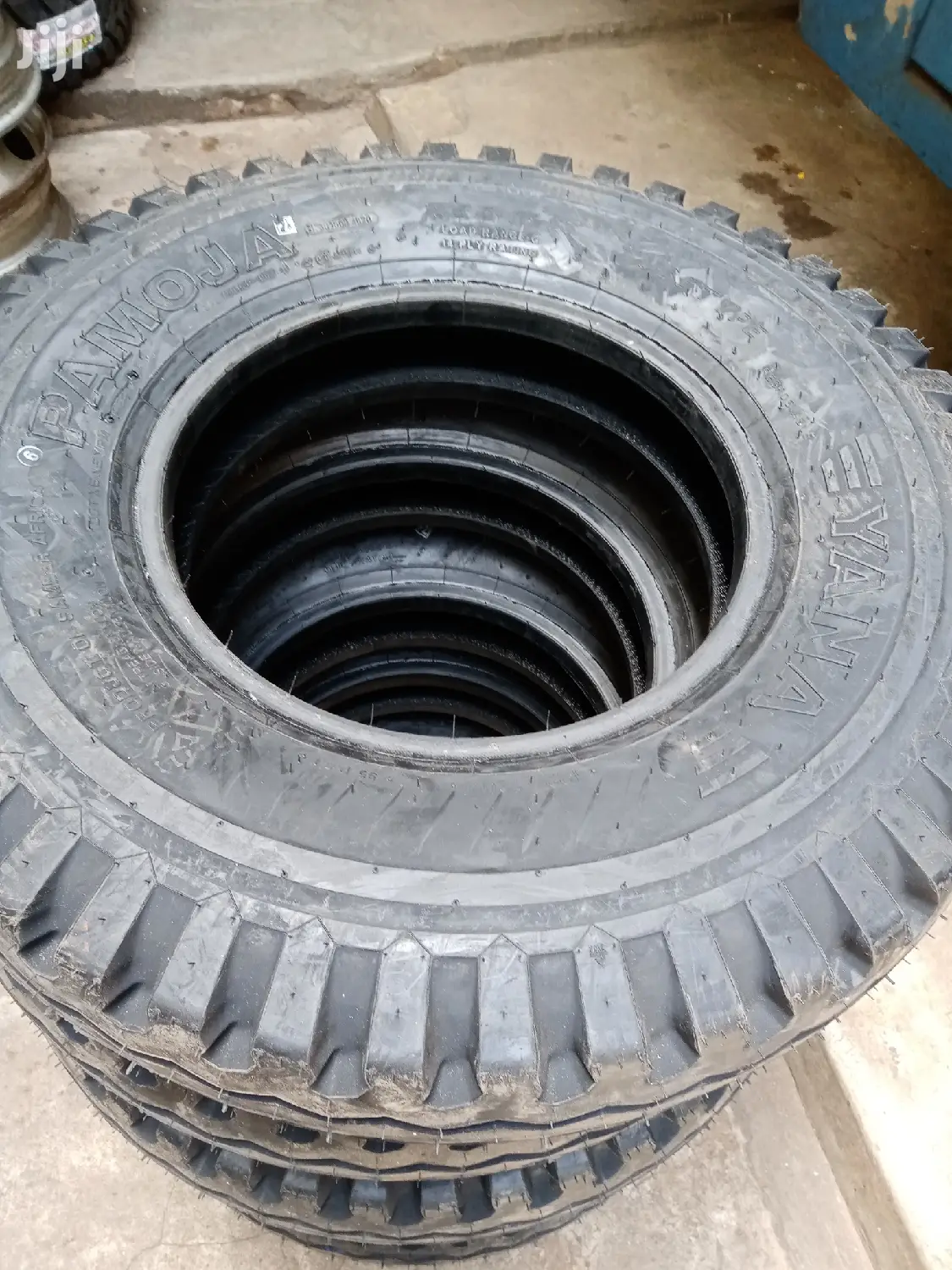 750R16 Yana Pamoja Tyre Made in India