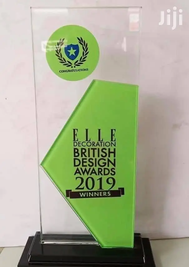 Plaques/ Trophies